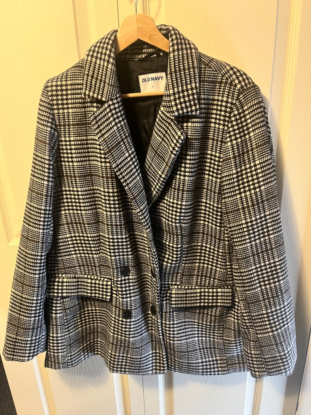 Old Navy Black and White Plaid Blazer Jacket
